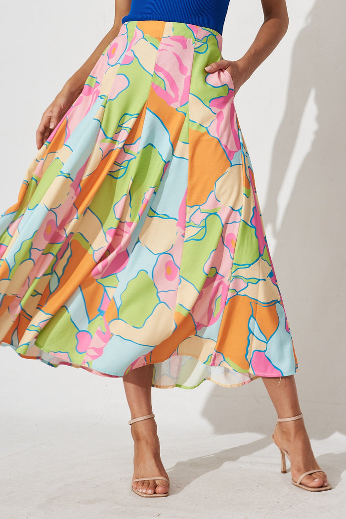 Stacy Midi Skirt In Green With Multi Floral Linen Blend - front