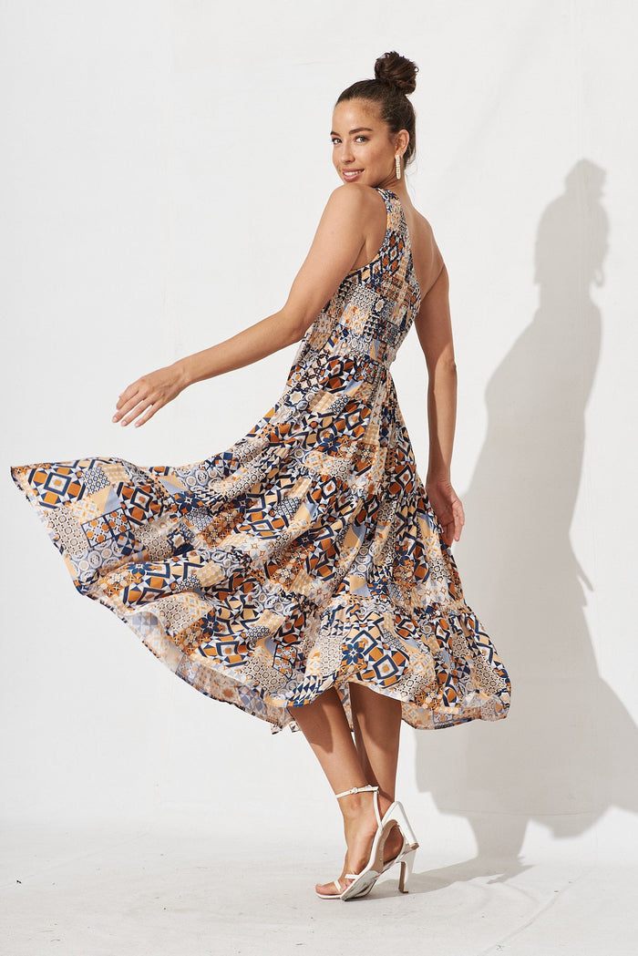 Hannary Midi Dress In Blue Tile Print - side