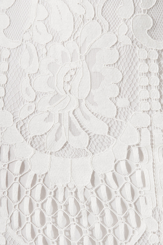 Amanta Dress In White Lace - fabric