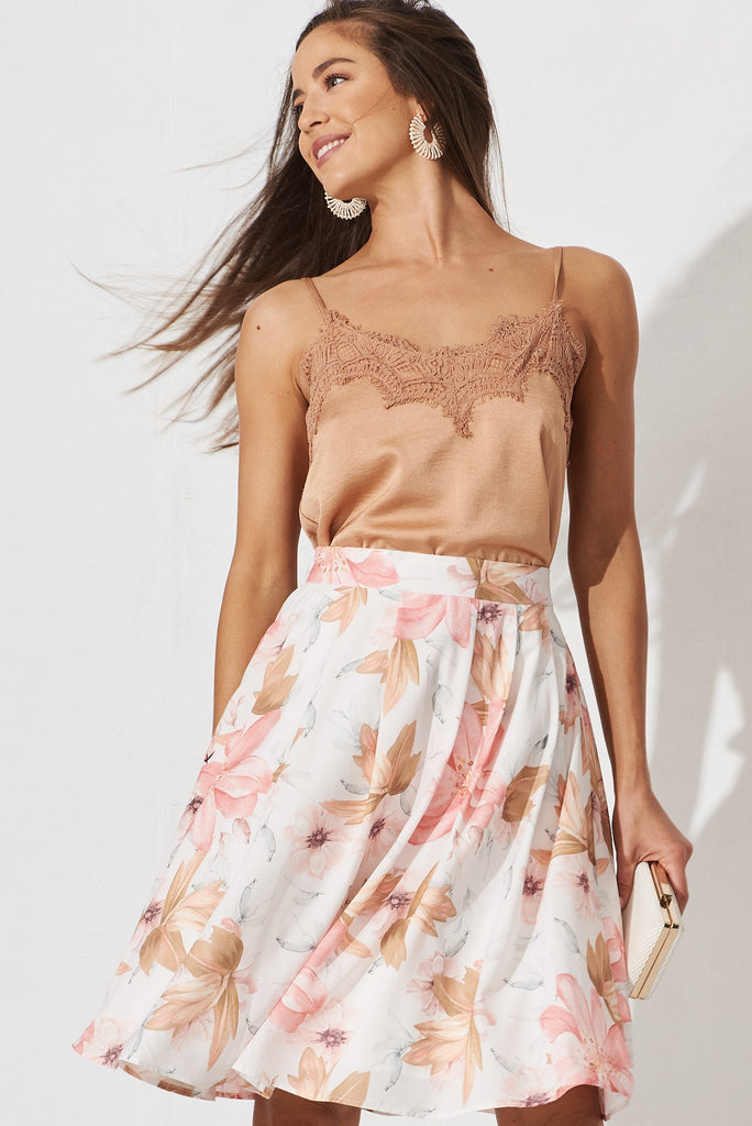 Babe Skirt In White With Peach Floral - front