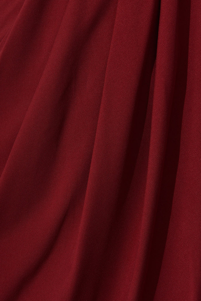 Amanda Midi Dress In Wine - fabric