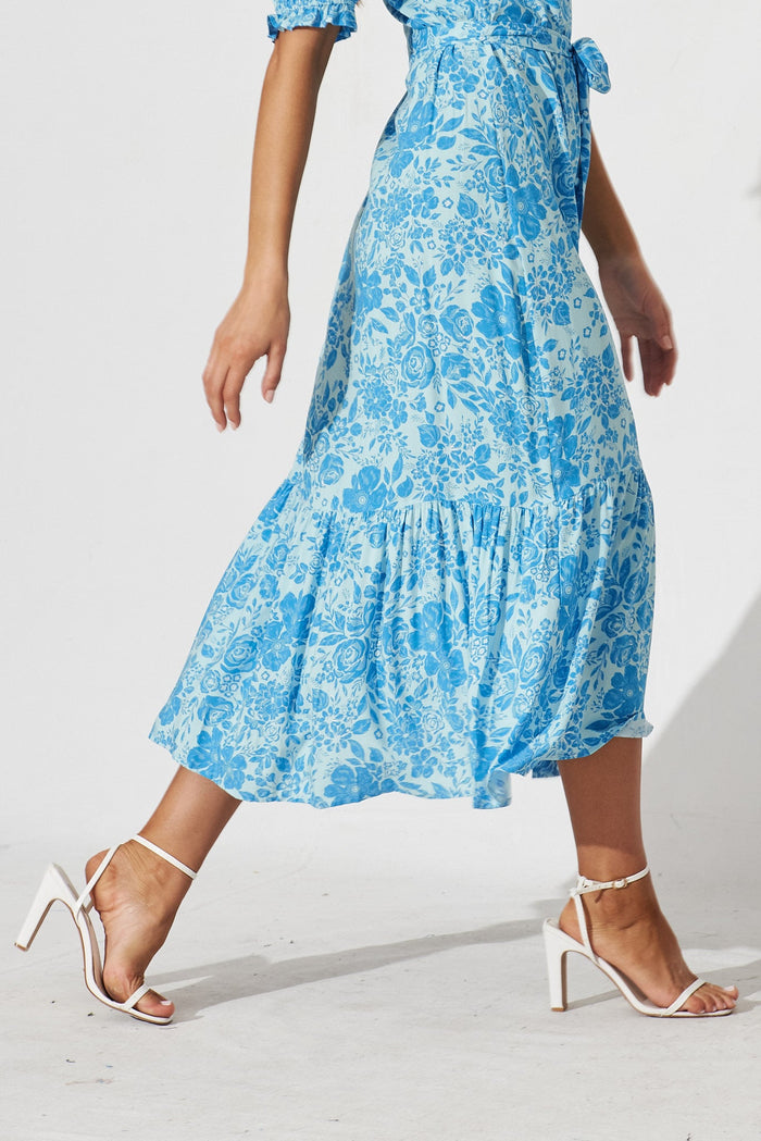 Geralda Midi Shirt Dress In Blue Floral - detail
