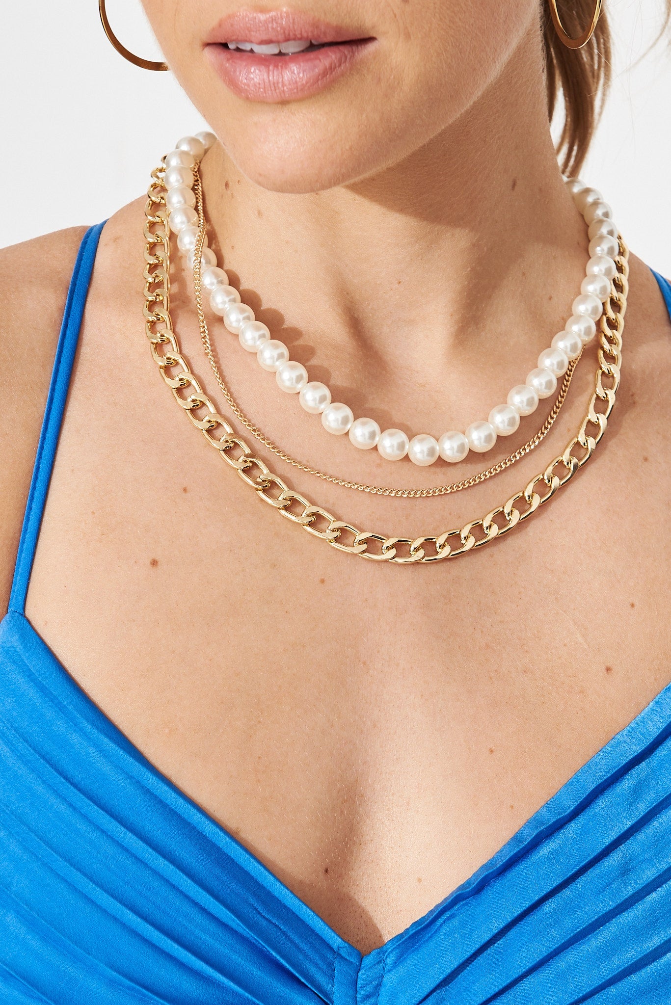 August + Delilah Lyrie Layered Necklace In Pearl With Gold - St Frock (Dev)