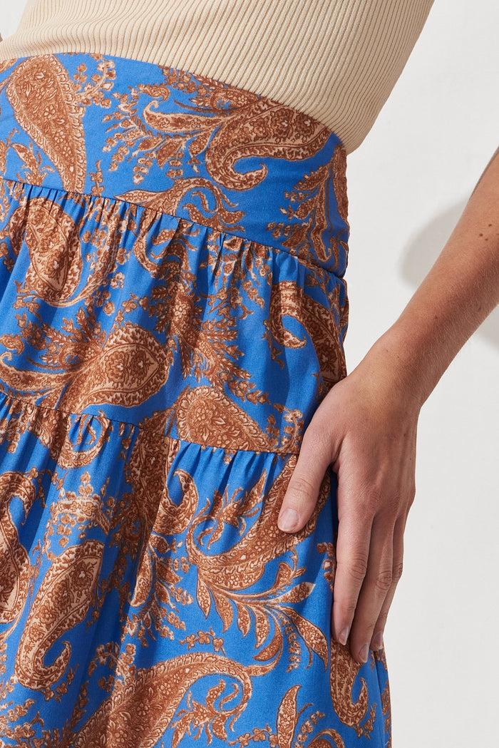 Dally Midi Skirt In Blue With Rust Paisley Print - detail