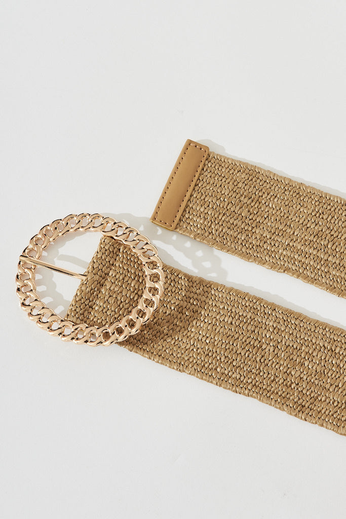 August + Delilah Tary Stretch Belt In Light Brown - detail