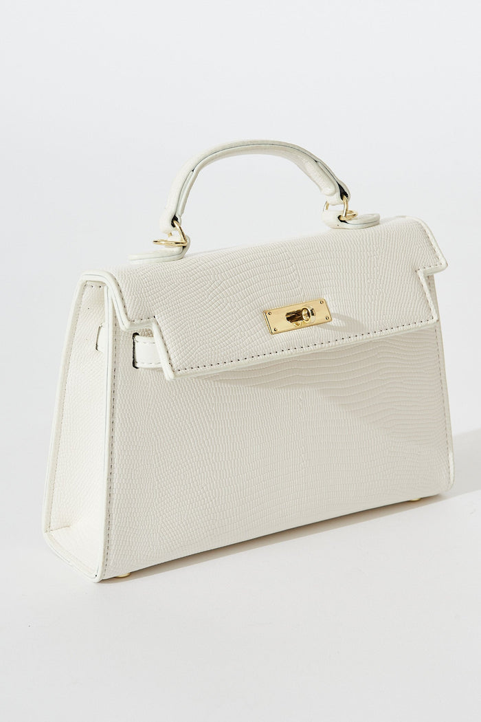 August + Delilah Partia Sling Bag In White Textured - St Frock (Dev)