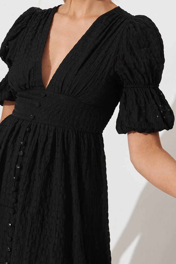 Andrea Midi Dress In Black Check - detail