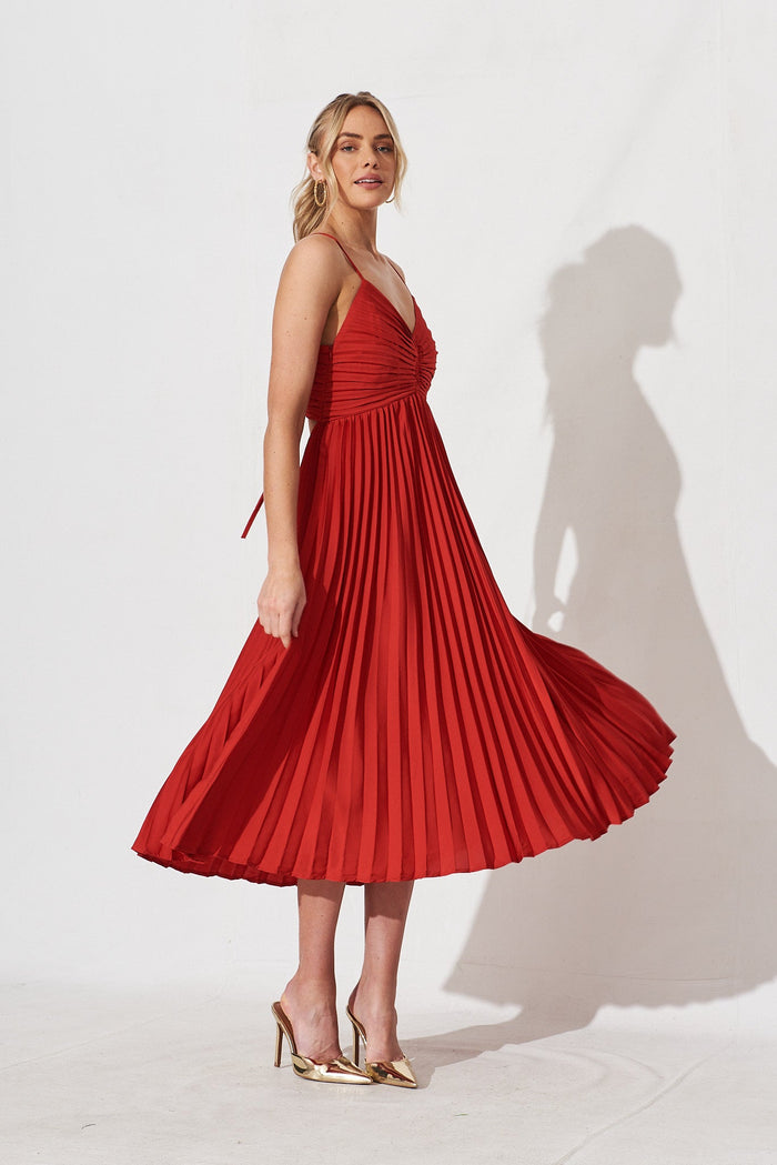 Flirta Pleated Midi Dress In Wine Satin - side