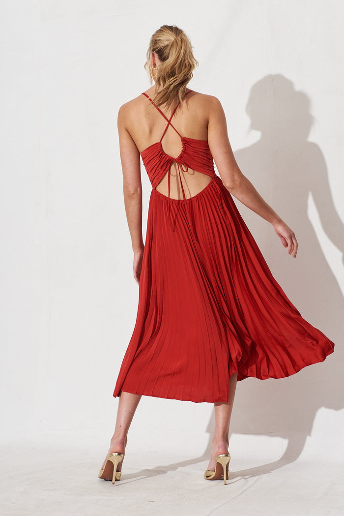 Flirta Pleated Midi Dress In Wine Satin - back