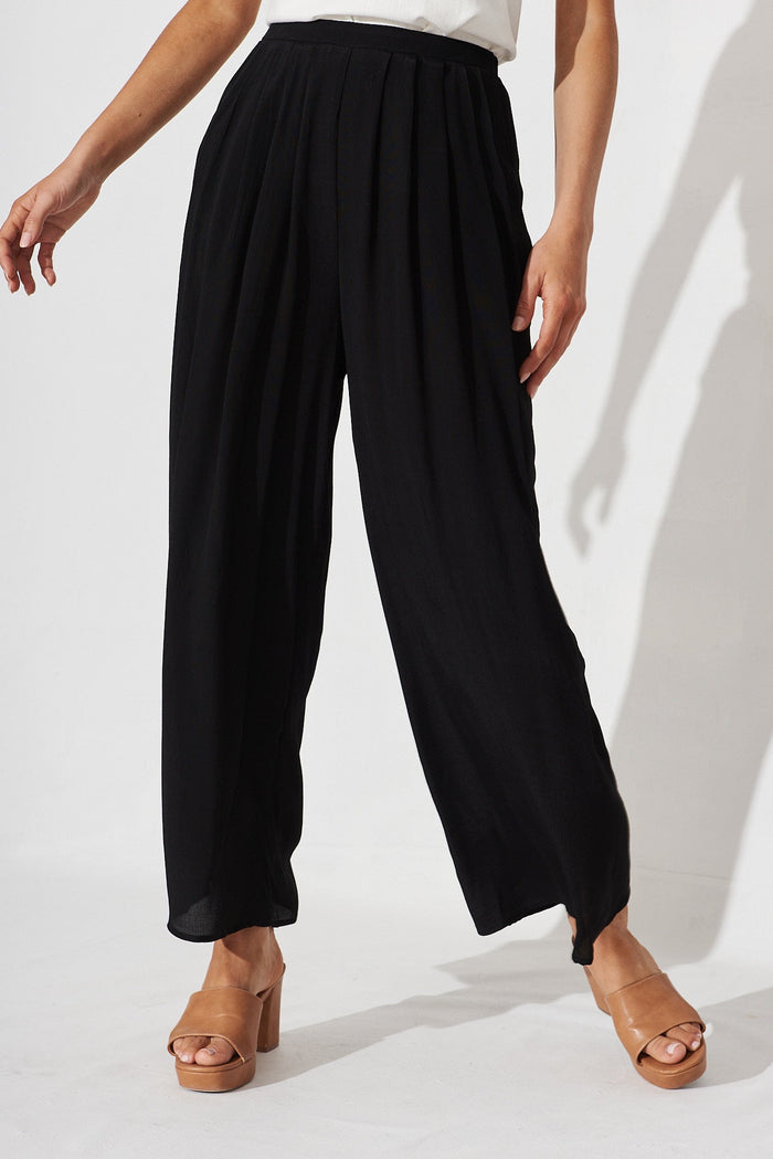 Layla Pants In Black - front