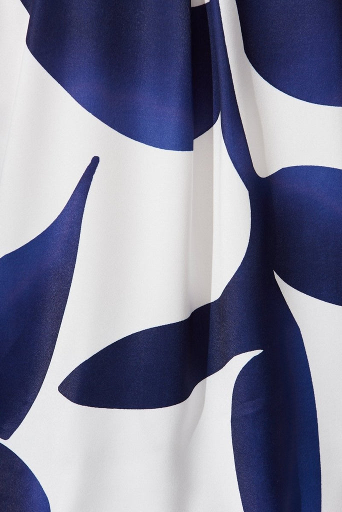 Callia Shirt In White With Navy Print - St Frock (Dev)