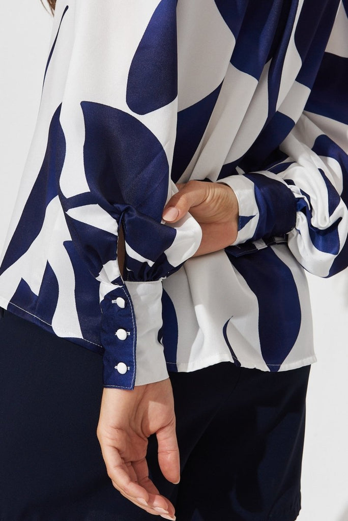 Callia Shirt In White With Navy Print - St Frock (Dev)
