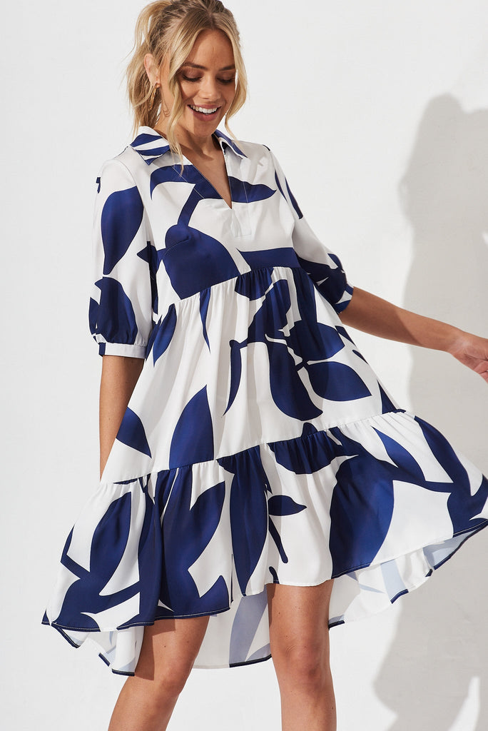 Tamira Smock Dress In White With Navy Print - front