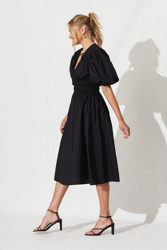 Ilina Midi Dress In Black Cotton - side