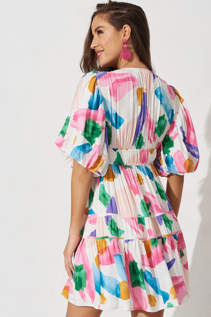 Amaryllis Dress In White With Pink Floral - back