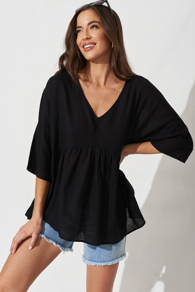 Piana Top In Black Linen Blend - front