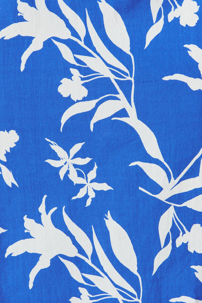Yelden Midi Dress In White With Blue Print - fabric