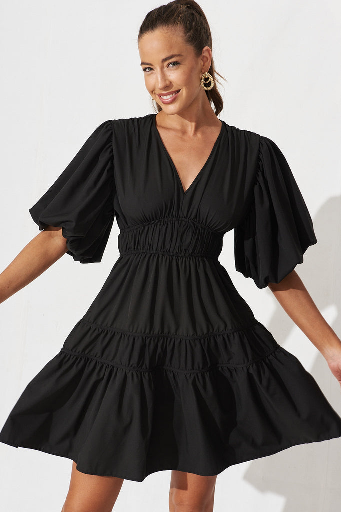 Amarini Dress In Black - front
