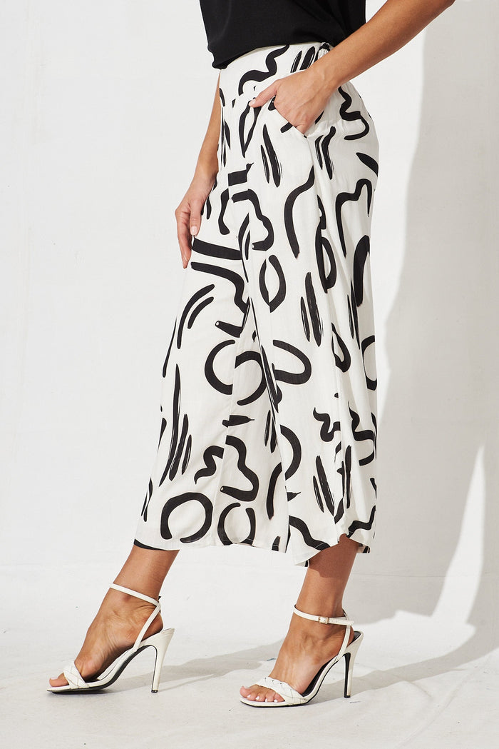 Macksville Pant In White With Black Print Linen Blend - side