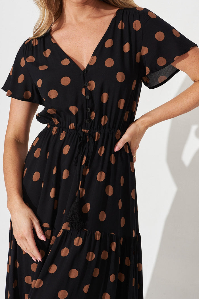 Elxi Maxi Dress In Black With Brown Spot - detail