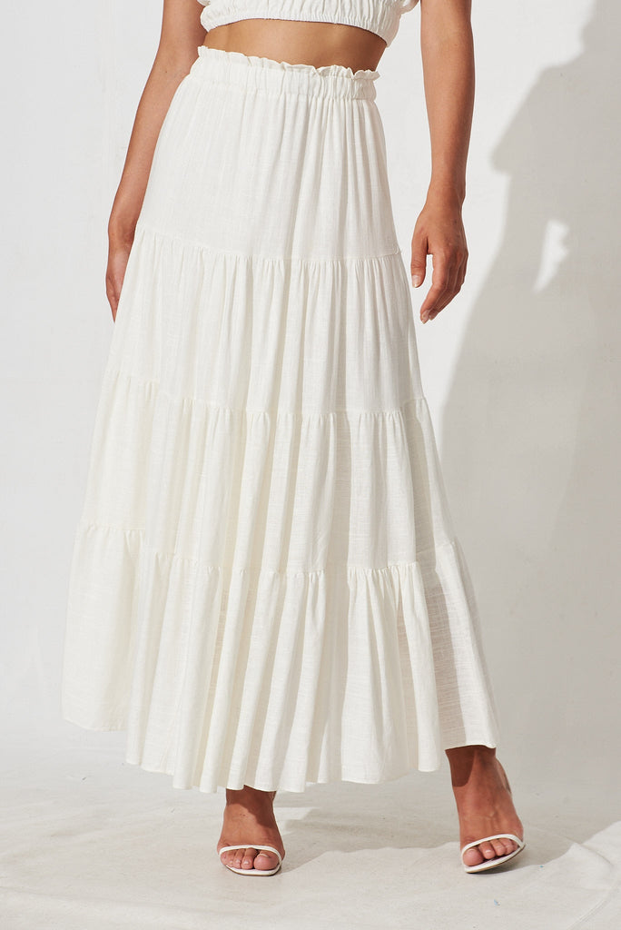 Raisa Maxi Skirt In White Linen Blend - front
