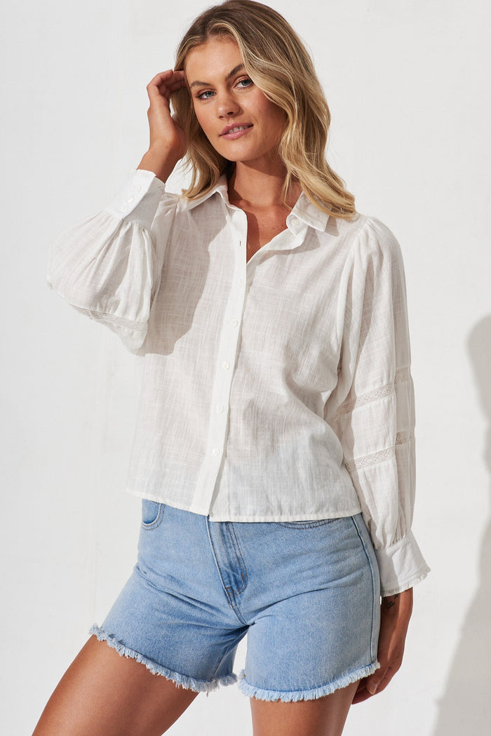 Jaylani Shirt In White Cotton - front