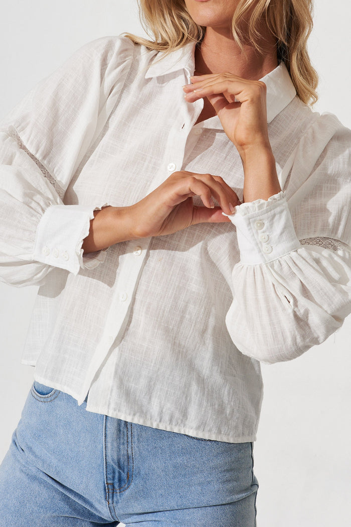 Jaylani Shirt In White Cotton - detail