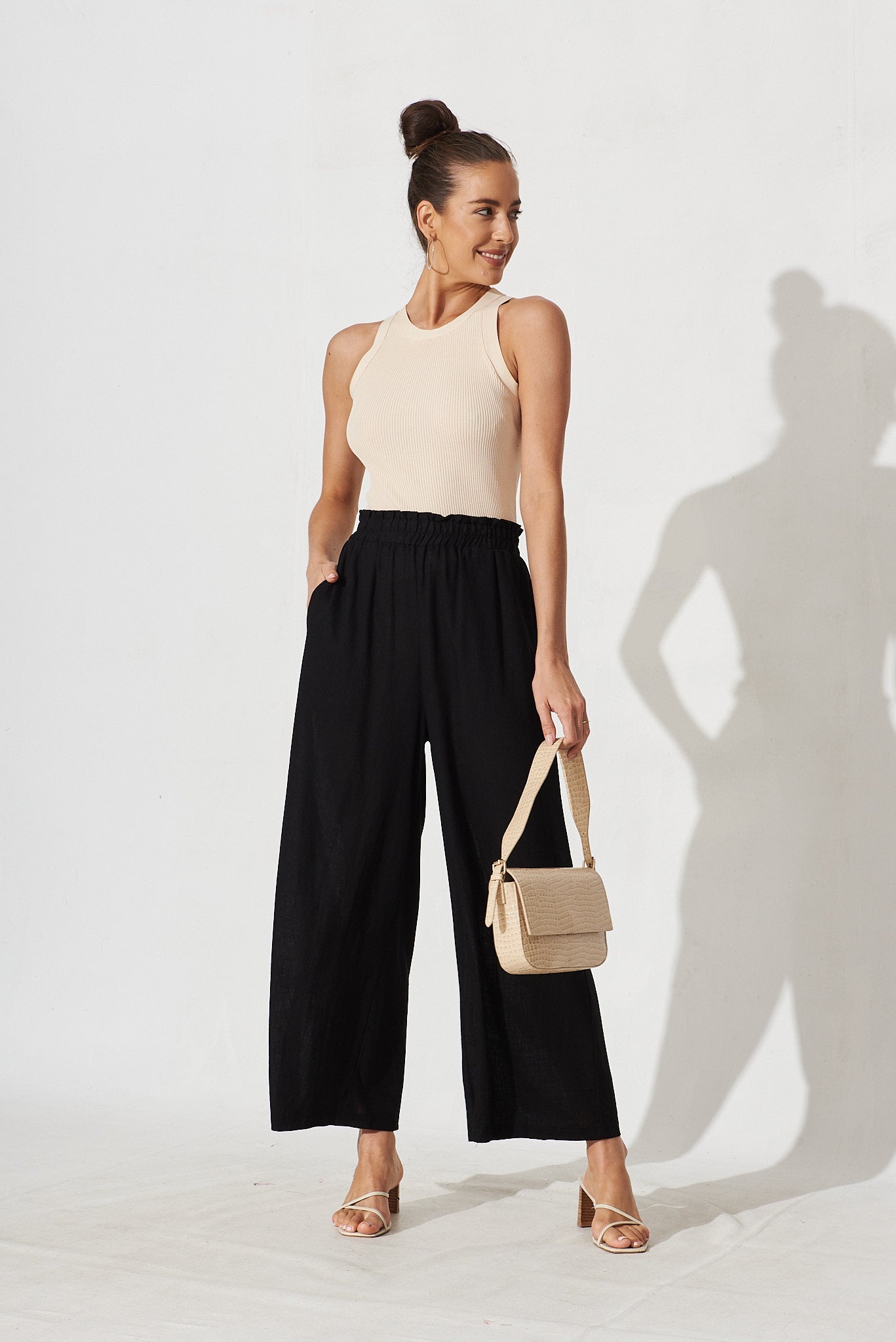 Nicole Pant In Black Linen Blend - full length