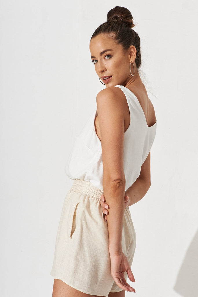 Arabella Shorts In Beige Linen Blend - St Frock (Dev)