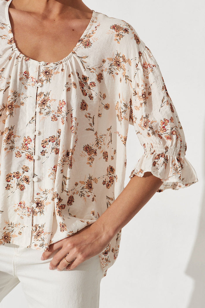 Elettra Top In White With Beige Floral - detail