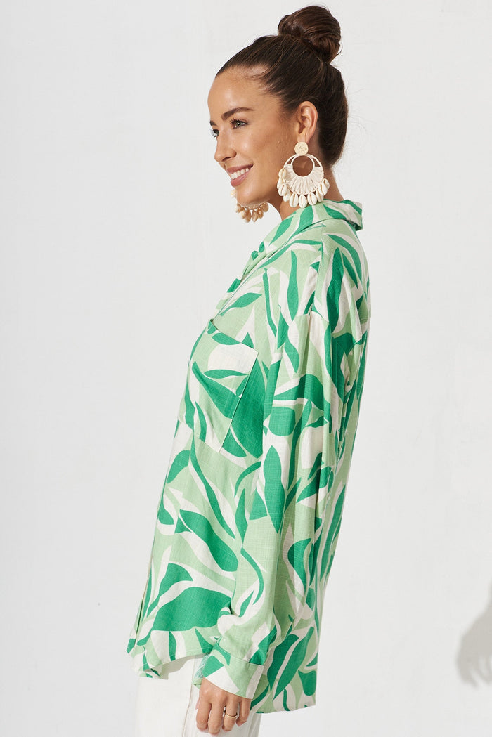 Aitana Shirt In White And Green Leaf Print - side
