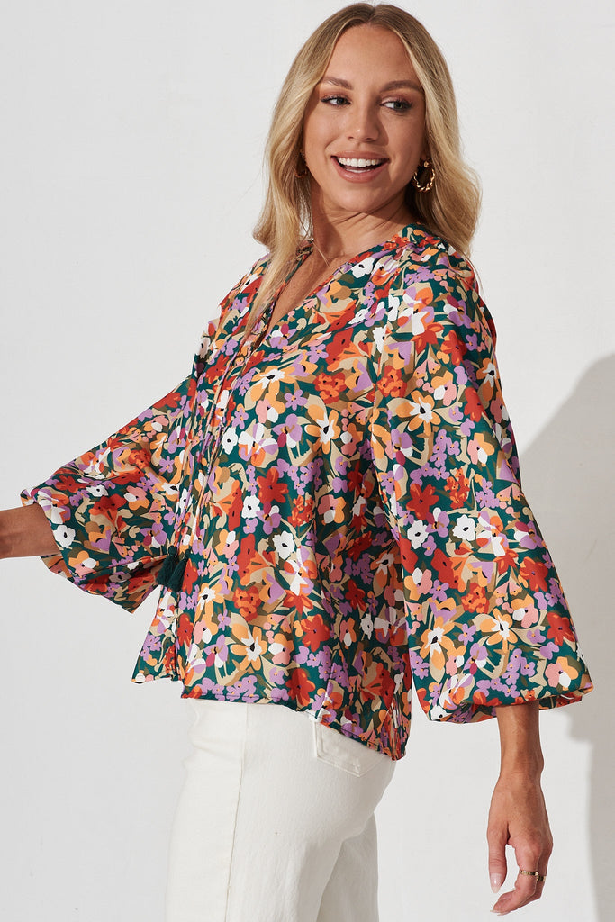 Edmonton Top In Green With Red Floral Linen Blend - side