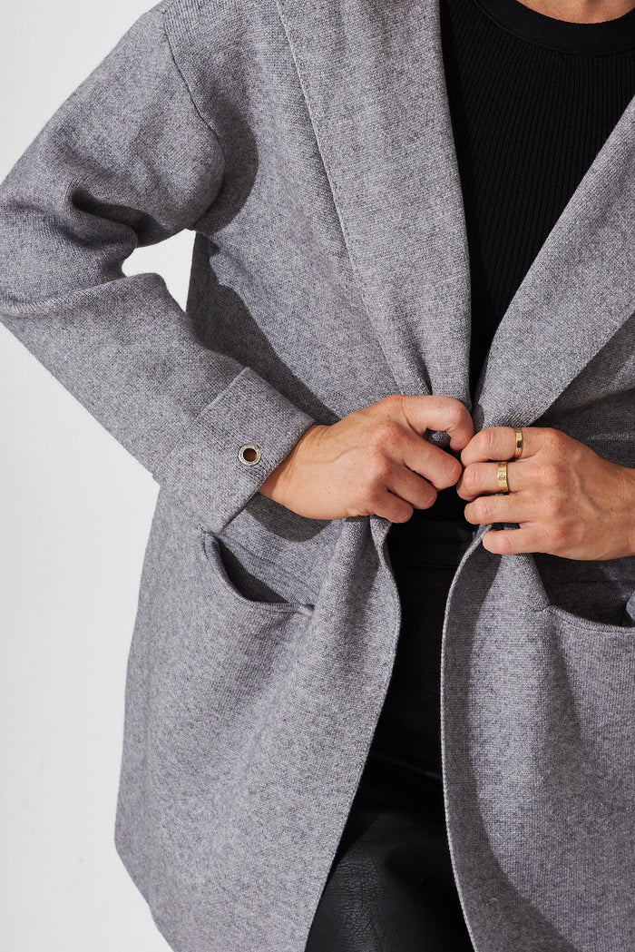 Leagrave Knit Hood Cardigan In Grey Wool Blend - detail