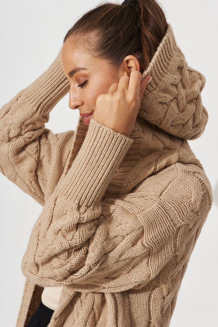 Yesenia Hood Knit Cardigan In Brown Wool Blend - detail