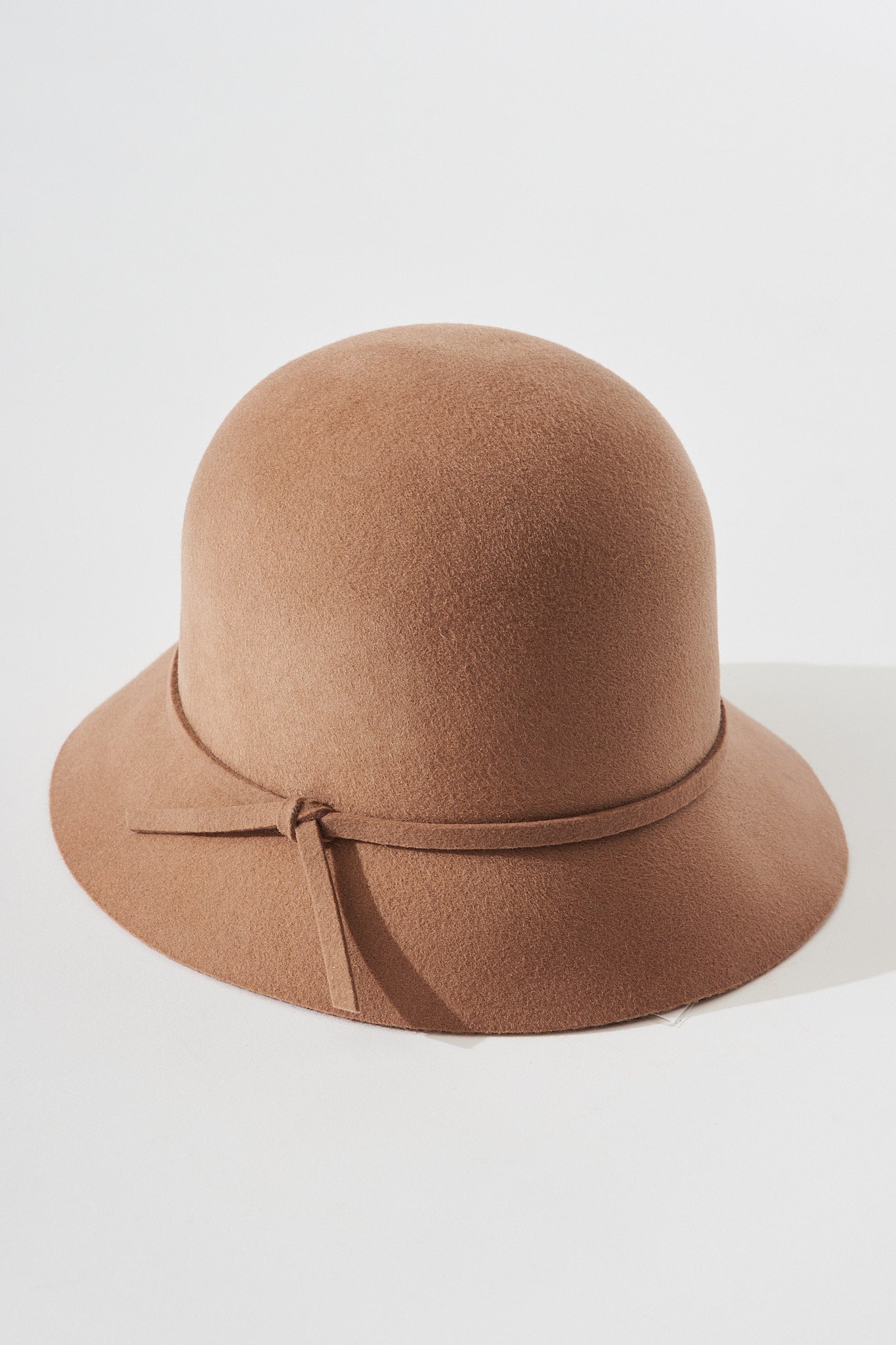 August + Delilah Strasbourg Hat In Light Brown Wool - full length
