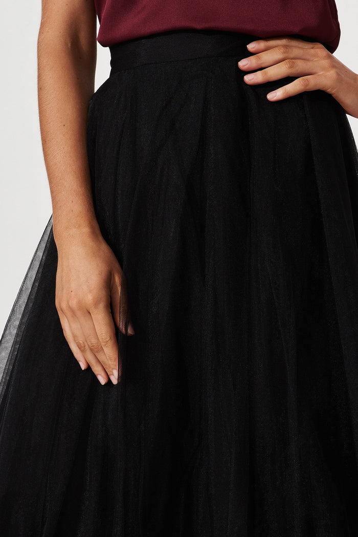 Wannabe Tulle Skirt In Black - detail