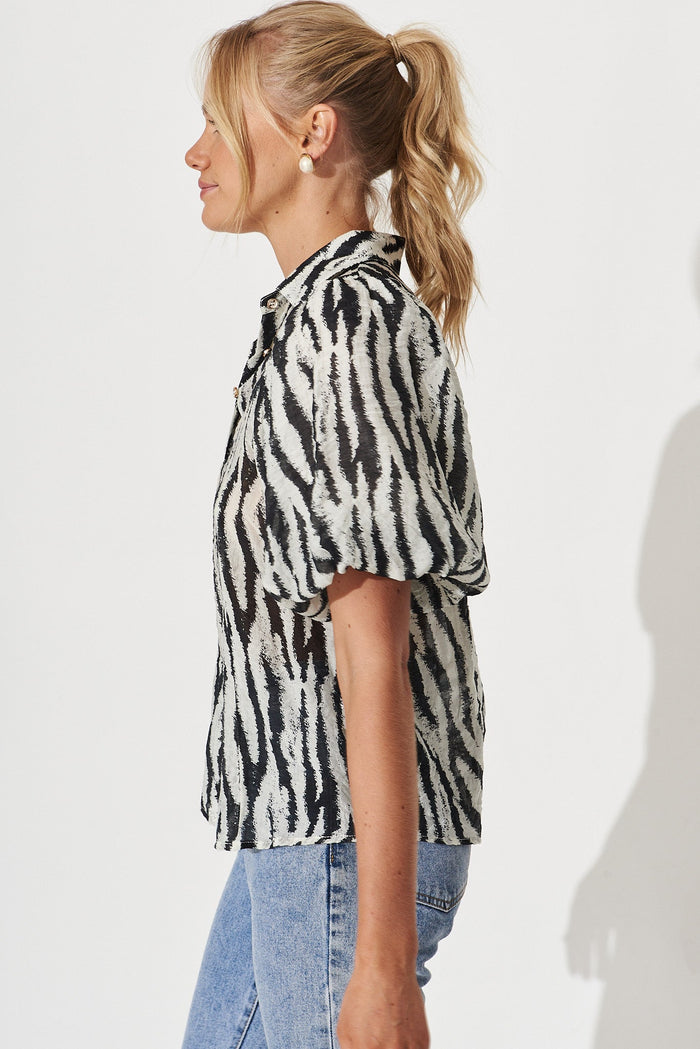 Bluebell Shirt In Black And White Leopard Print - side