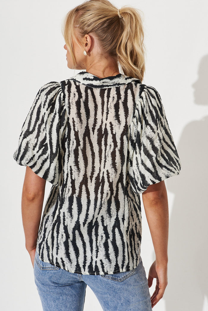 Bluebell Shirt In Black And White Leopard Print - back