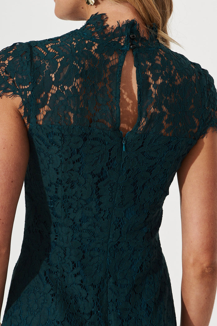Emilise Midi Dress In Emerald Green Lace - detail