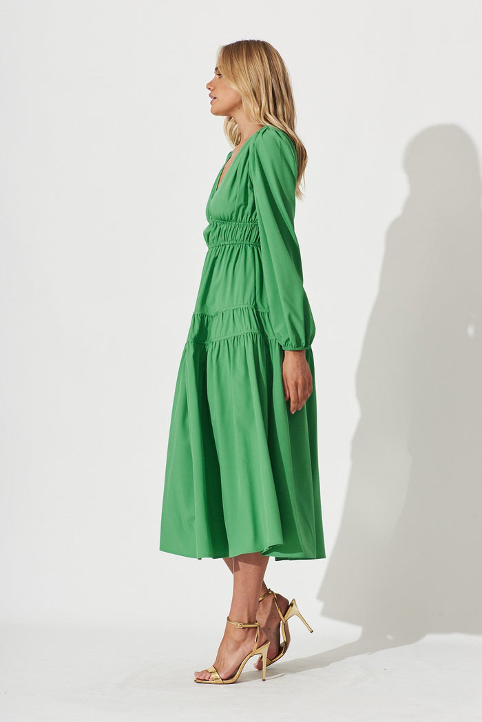 Blossom Midi Dress In Green - side
