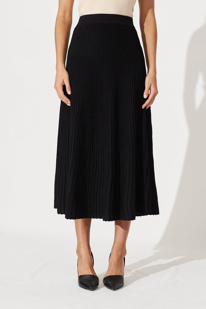Honeycup Knit Skirt In Black Cotton Blend - front