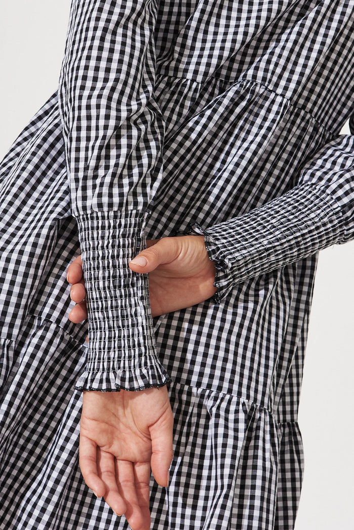 Artarmon Smock Dress In Black Gingham Check Cotton - detail