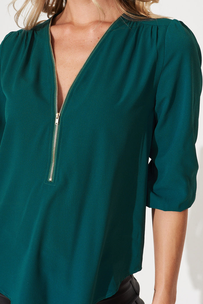 Viviani Zip Top In Teal - detail
