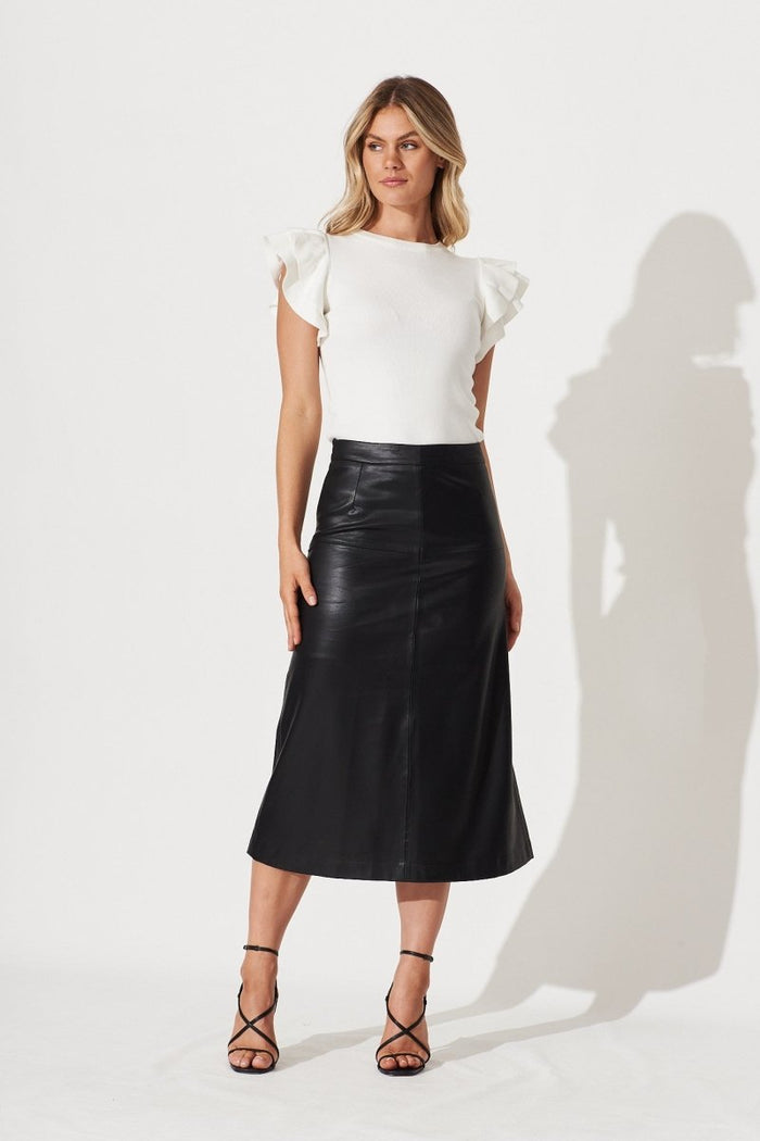 Brookvale Knit Top In White Cotton Blend - St Frock (Dev)