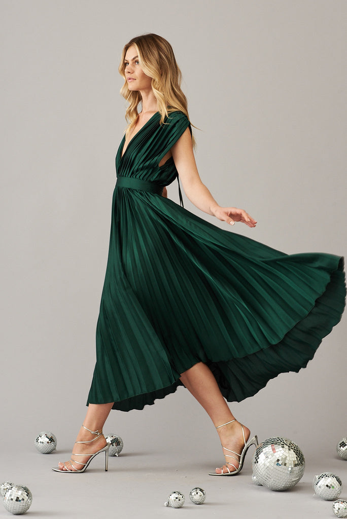 Anetta Midi Dress In Pleated Emerald Satin - St Frock (Dev)