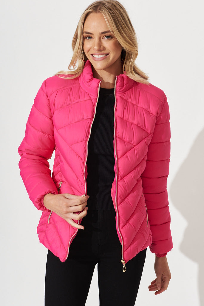 Arvon Puffer Jacket In Fuchsia - front