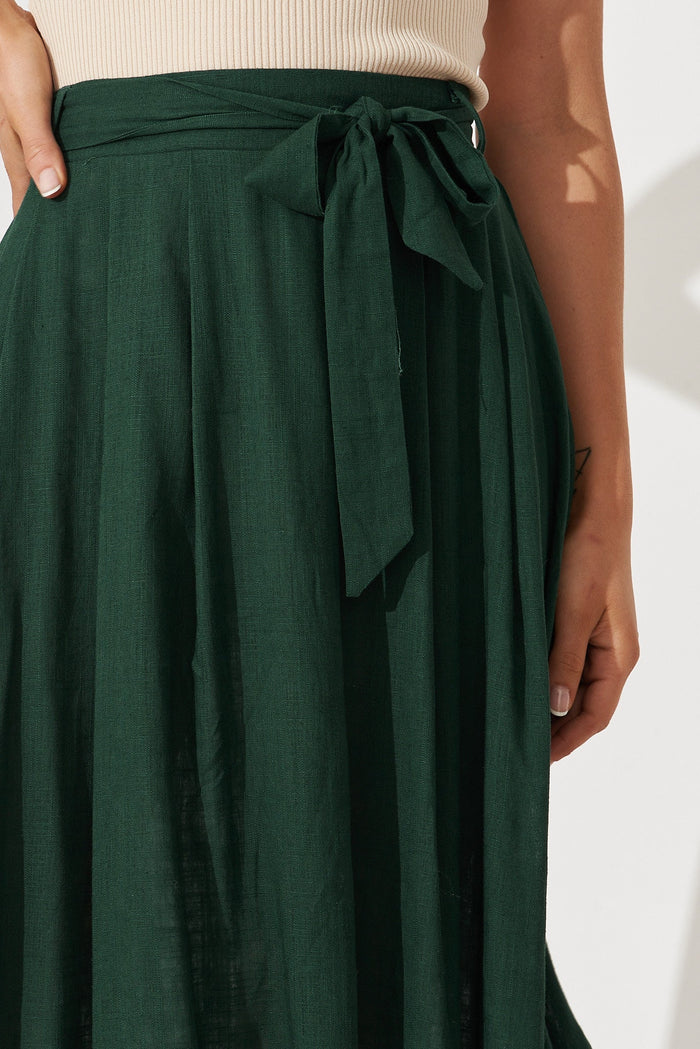 Bailey Midi Skirt In Emerald Linen - detail