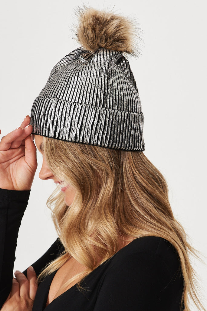 August + Delilah Interlaken Knit Beanie In Silver - St Frock (Dev)