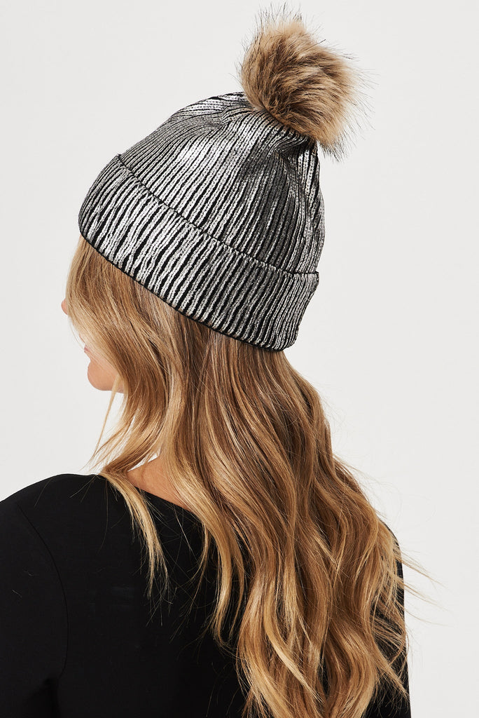 August + Delilah Interlaken Knit Beanie In Silver - St Frock (Dev)