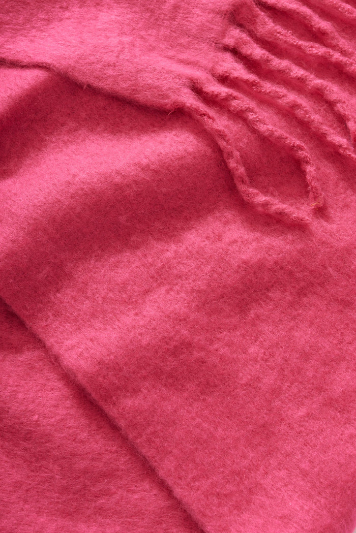 August + Delilah Zurich Knit Scarf In Pink - fabric